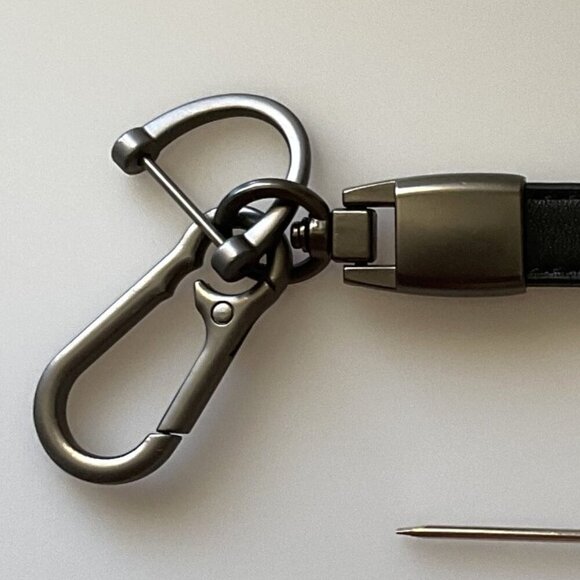 MUSTANG KEYCHAIN GENUINE LEATHER CAR FOB KEYS - Picture 8 of 10